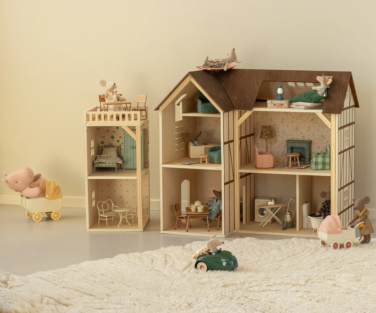 Maileg - Wallpaper, Mouse hole Farmhouse