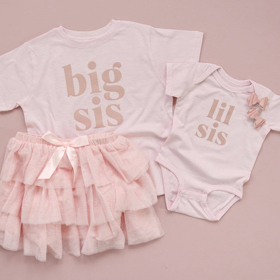 Sweet Wink - Lil Sis Short Sleeve Bodysuit