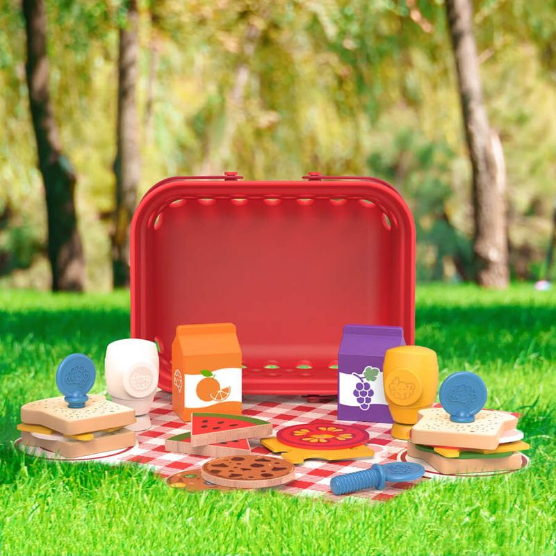 Fat Brain Toy Co. - Pretendables Picnic Basket