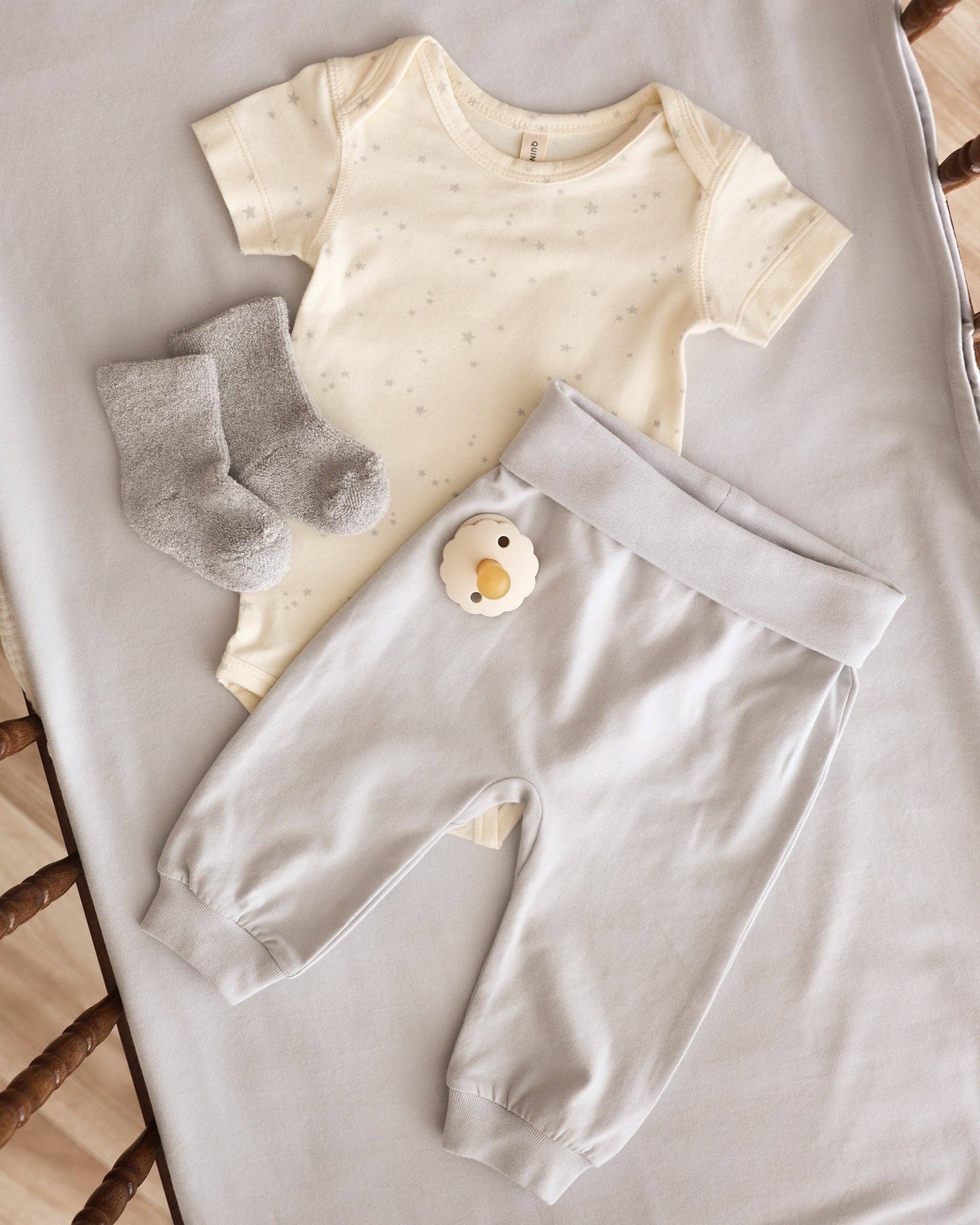 Quincy Mae - Organic Cotton Baby Pant || Fog
