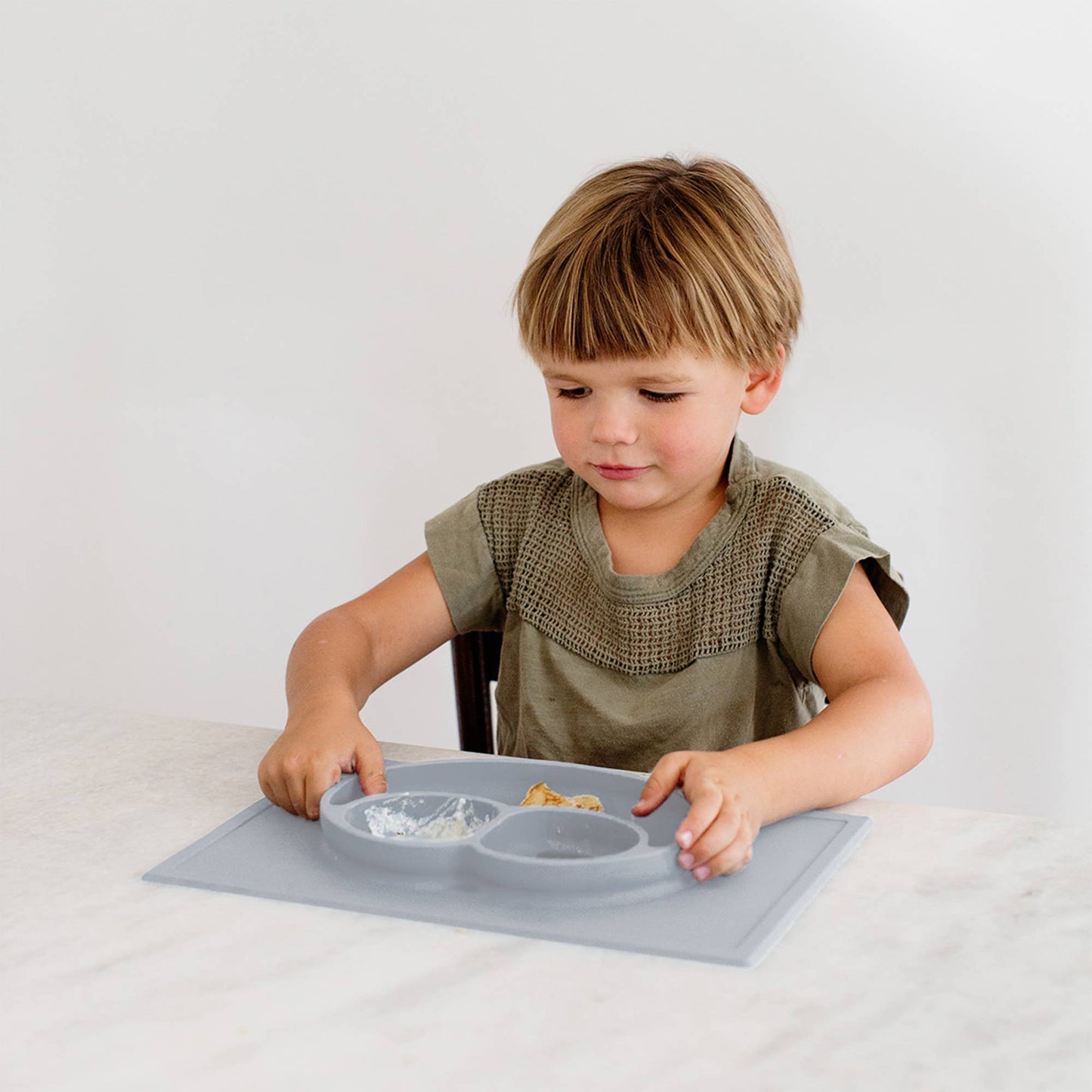 ezpz - Happy Mat (Toddler / Preschooler 2+ years): Pewter