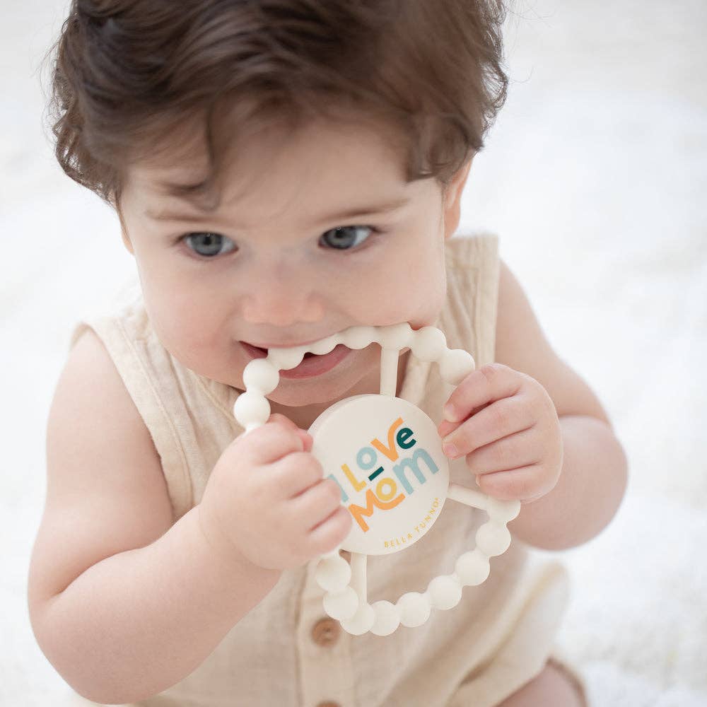 Bella Tunno - I Love Mom Happy Teether: Off White