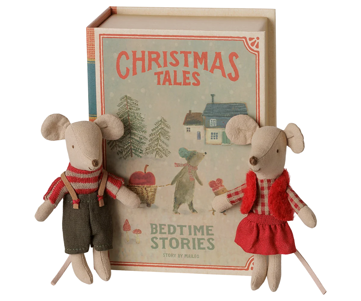 Maileg - Christmas twin mice, Little sister and brother in book