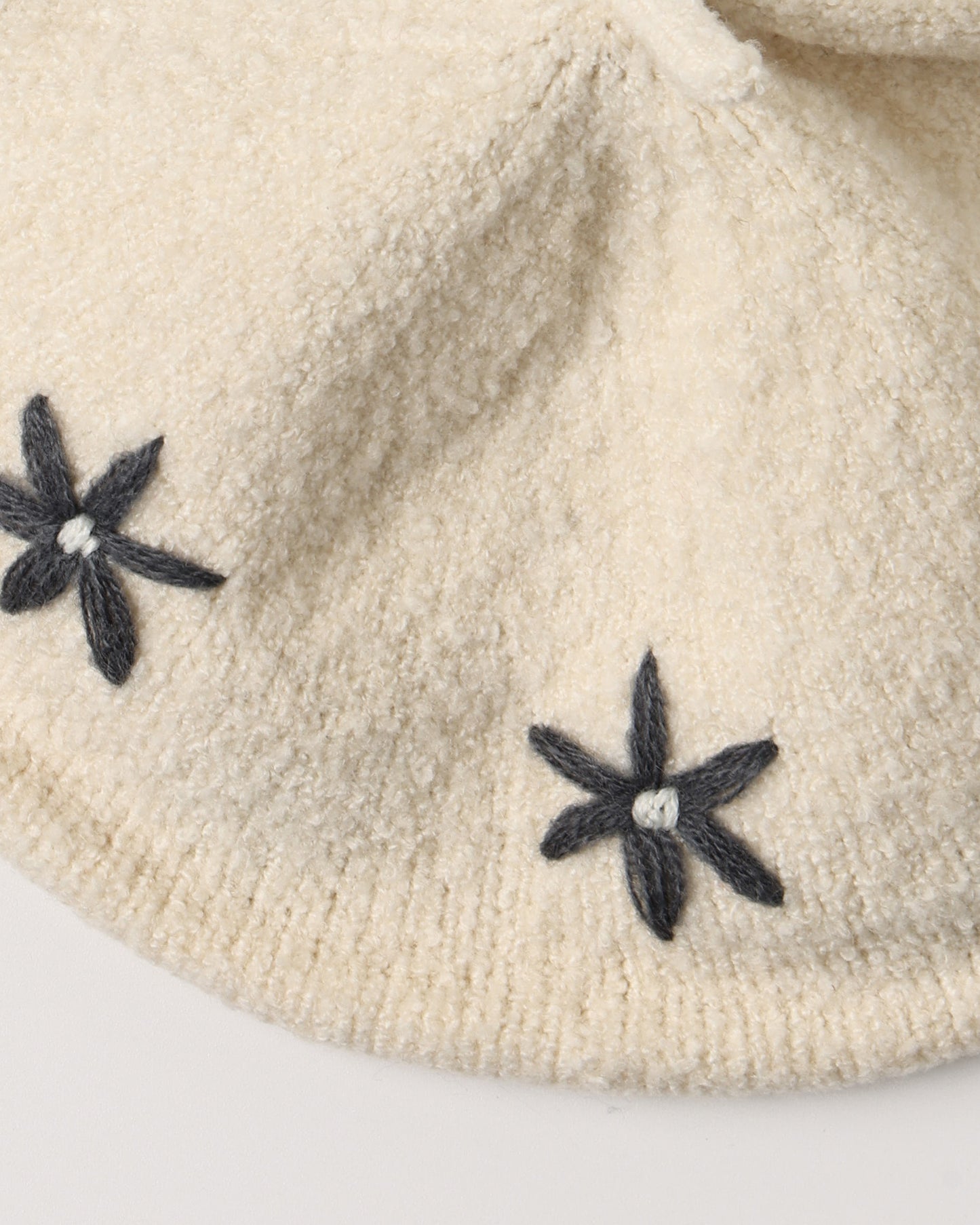 Rylee + Cru - Tulip Beret || Midnight Daisies