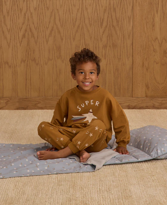 Rylee + Cru - Jogger Sweatpant || Golden Stars