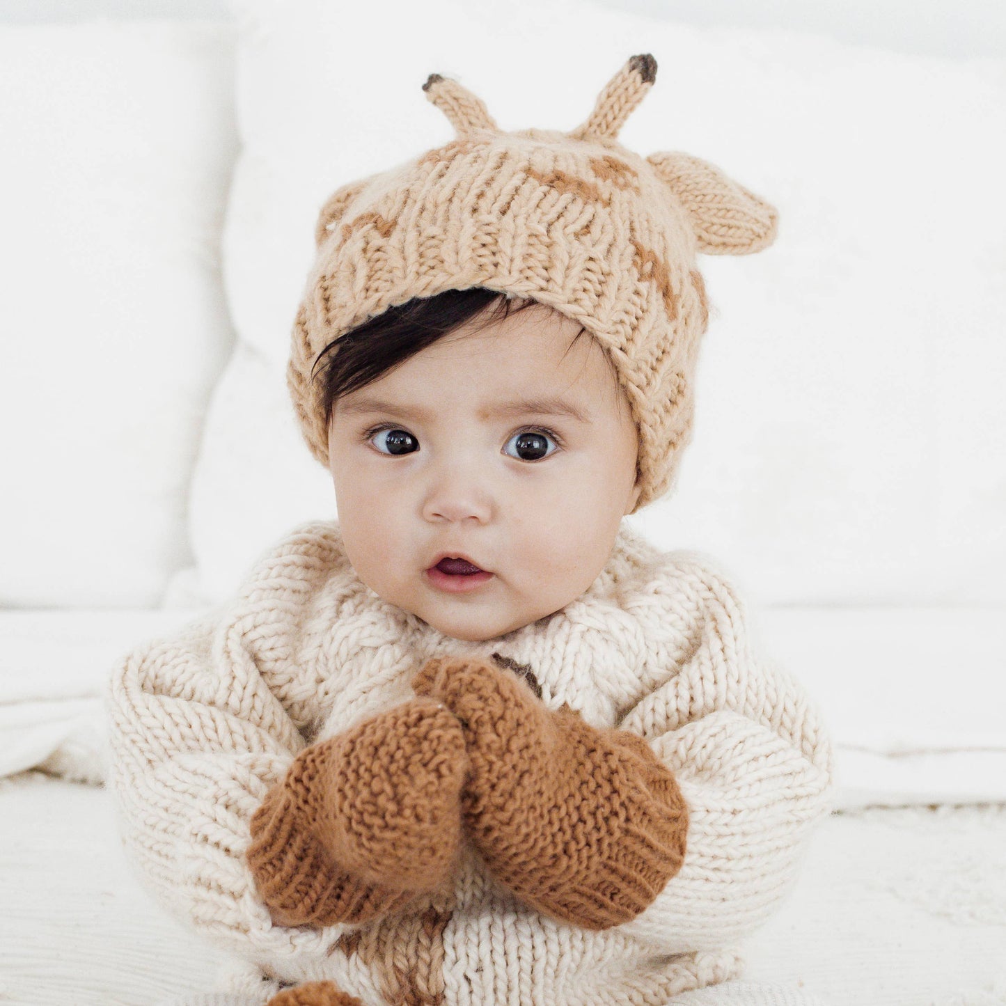 Huggalugs - Garter Stitch Mittens - Pebble - for Toddlers & Kids