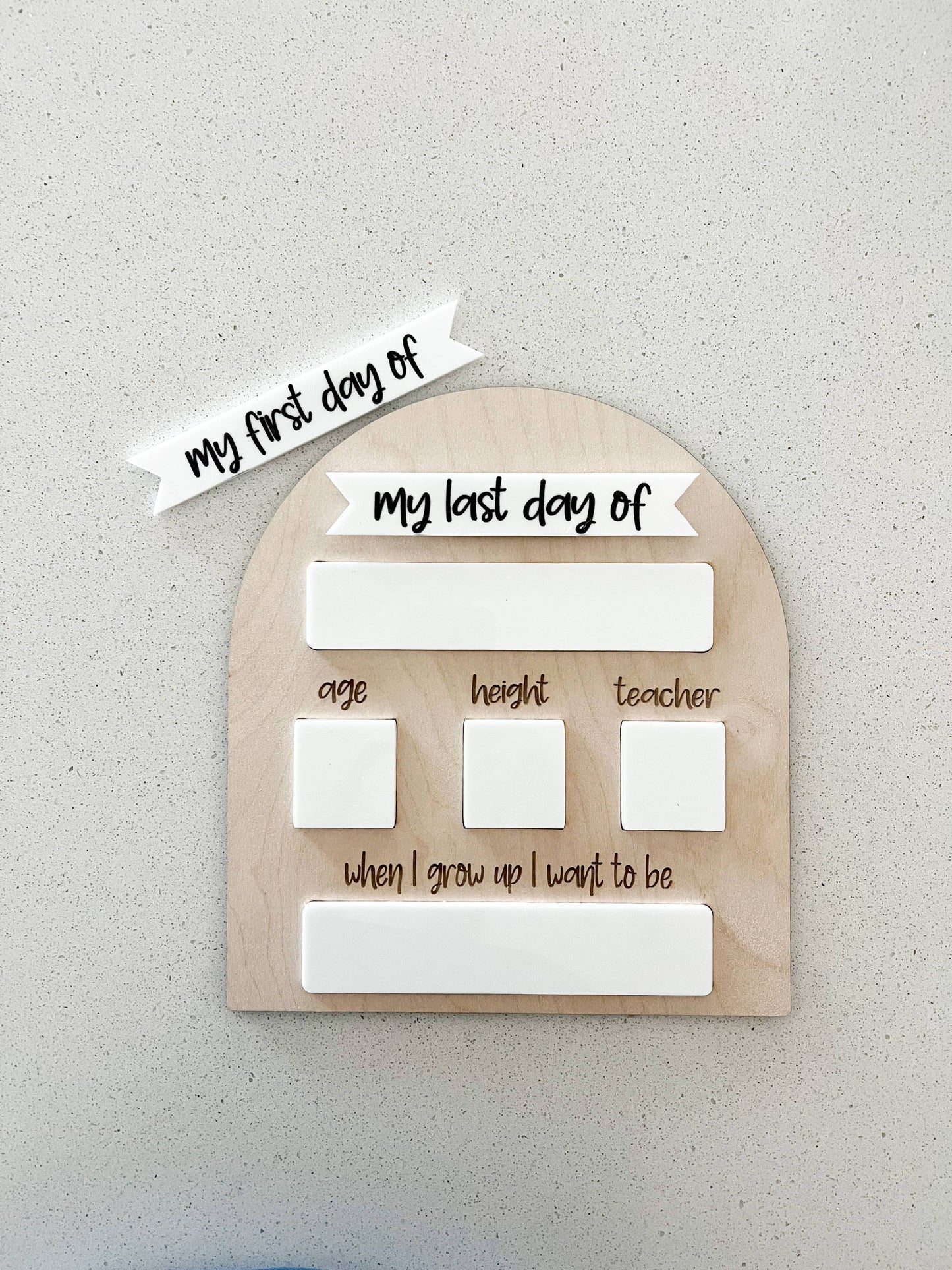 The Sunny Nest Decor - First Day /Last Day of School Sign