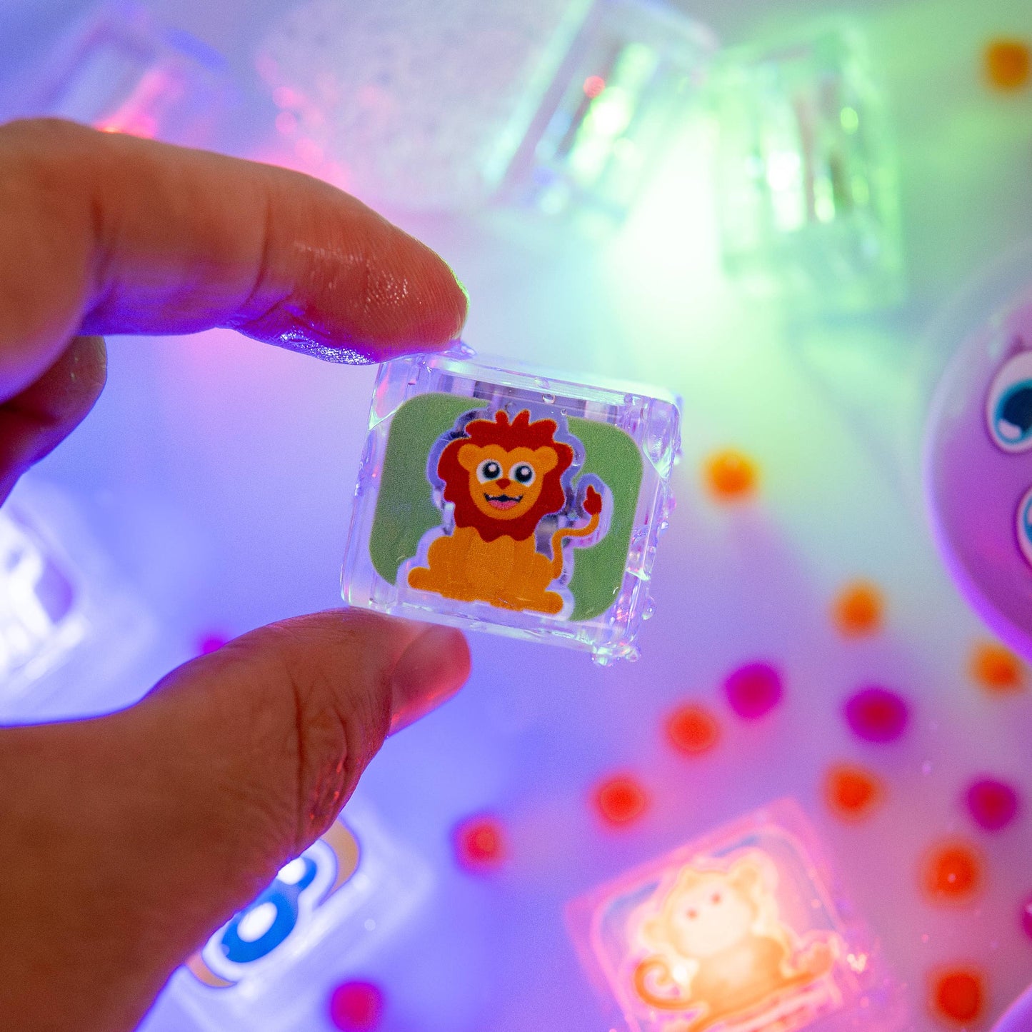 Glo Pals - Glo Pals: 6-Pack Zoo Gift Set Light Up Cubes