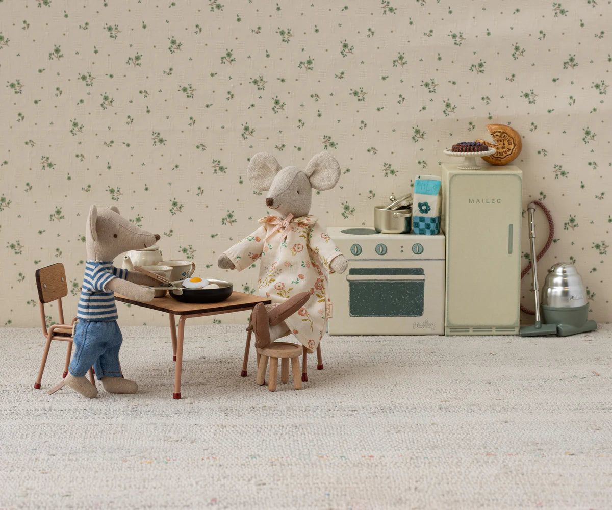 Maileg - Table and Chair Set, Mouse - Dark Powder