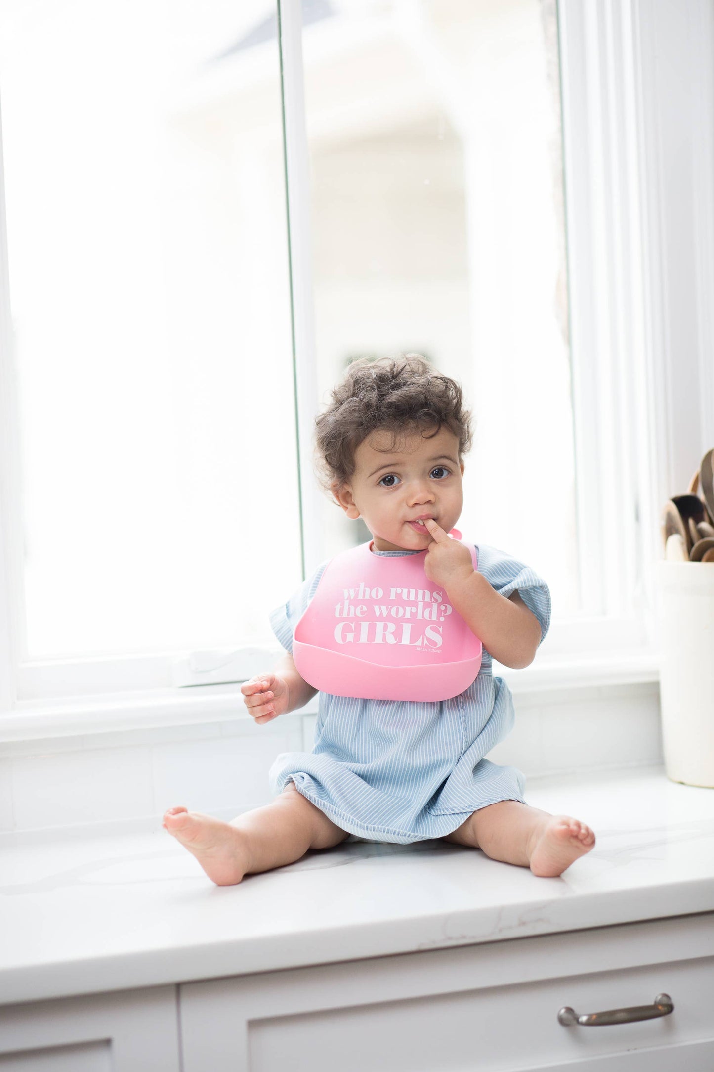 Bella Tunno - Who Runs the World Wonder Bib