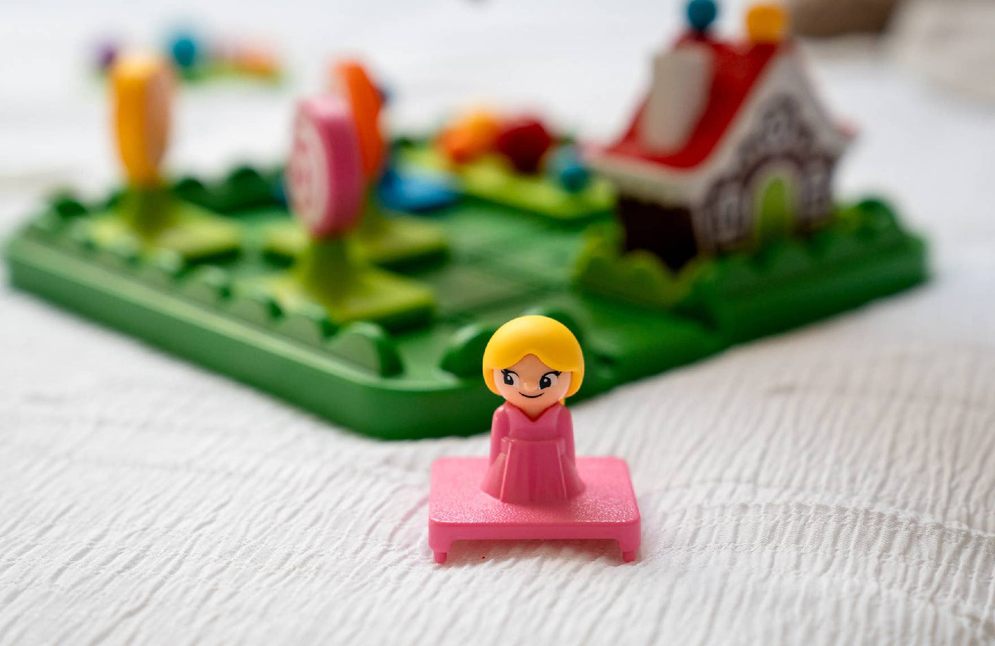 Smart Toys and Games - Hansel & Gretel's Candy Adventure Preschool Puzzle Game