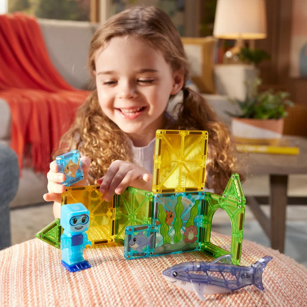 Magna-tiles - Shark Dive 13 pc Set