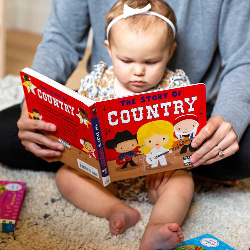 Simon & Schuster - Story of Country by Editors of Caterpillar Books: Board Books; 24 pages / English