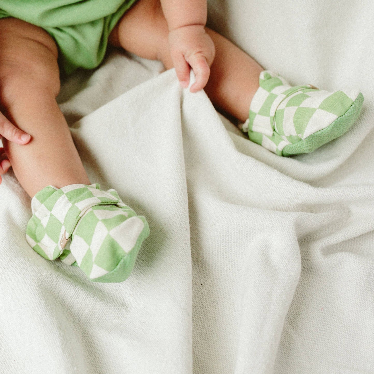 goumikids - Stay On 2-Pack Baby Boots - Matcha + Cabana Green