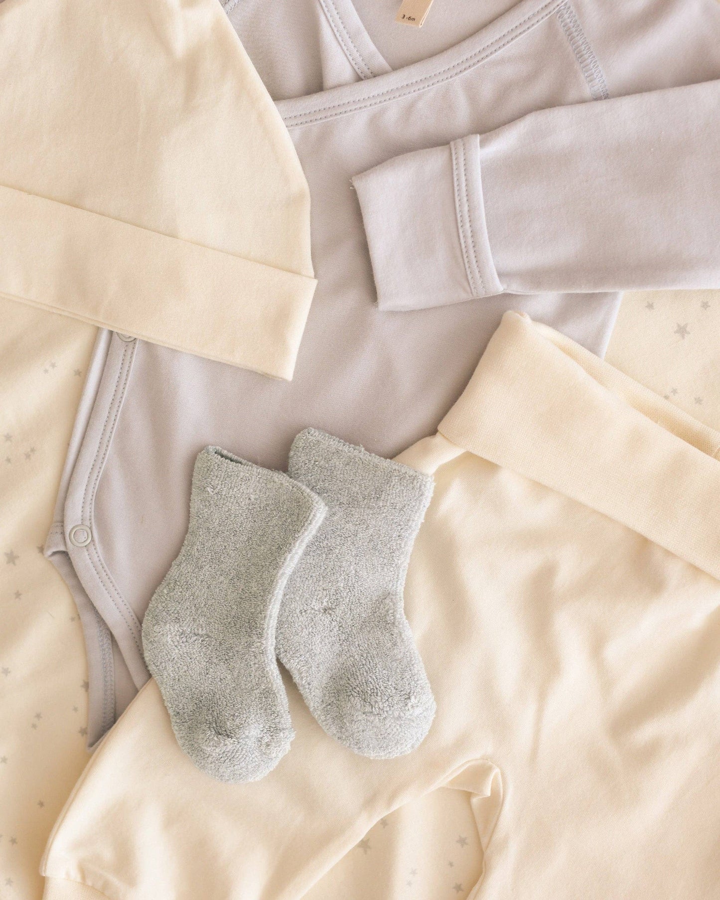Quincy Mae - Fuzzy Socks || Fog