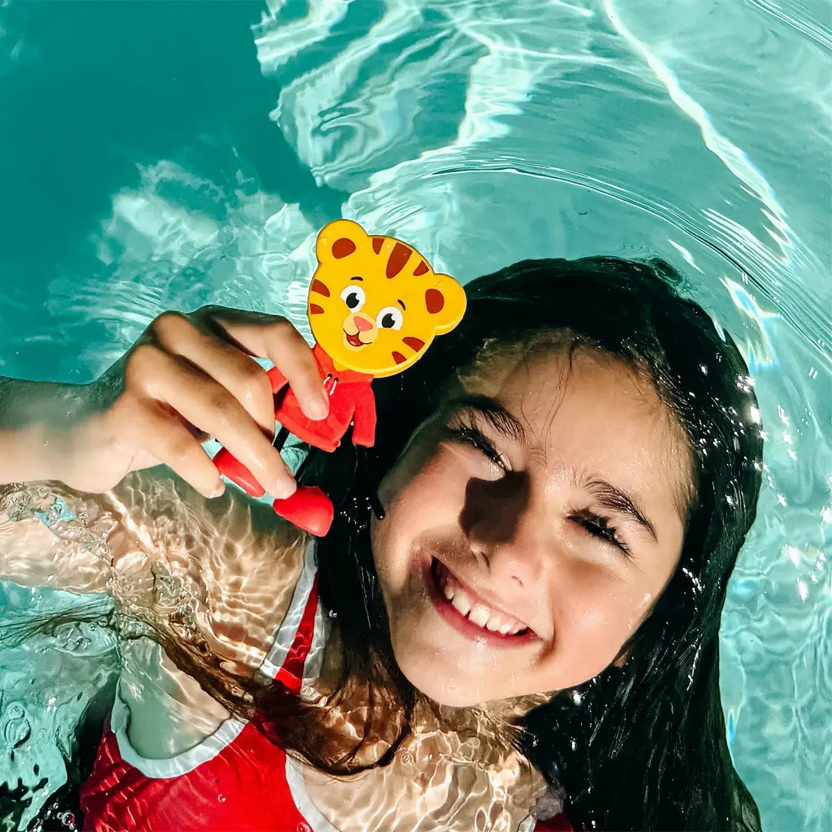 Glo Pals - Daniel Tiger's Neighborhood Character Light Up