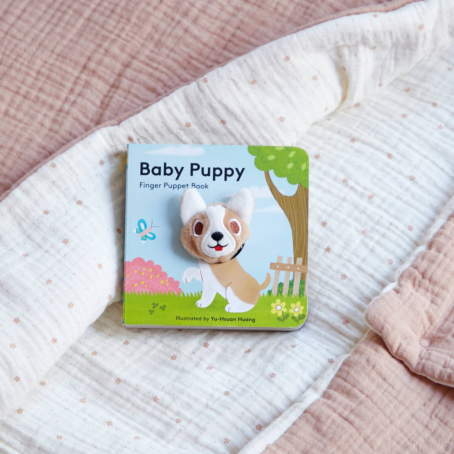 Chronicle Books - Baby Puppy: Finger Puppet Book