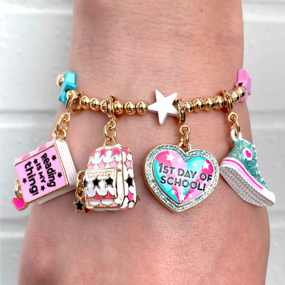 High IntenCity - Charm It! Gold Bead Multi Star Stretch Bracelet