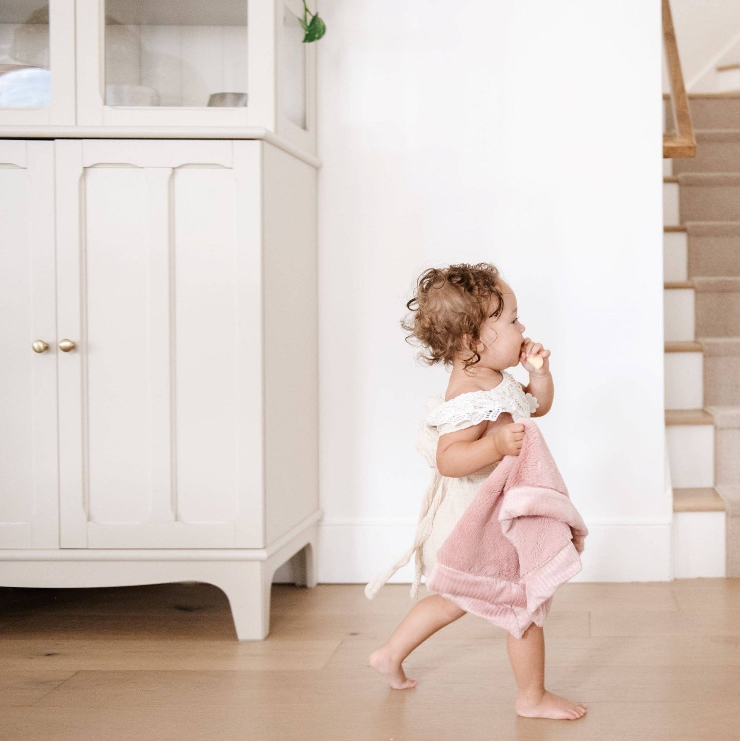 Saranoni - LUSH MINI BLANKETS: Ballet Slipper