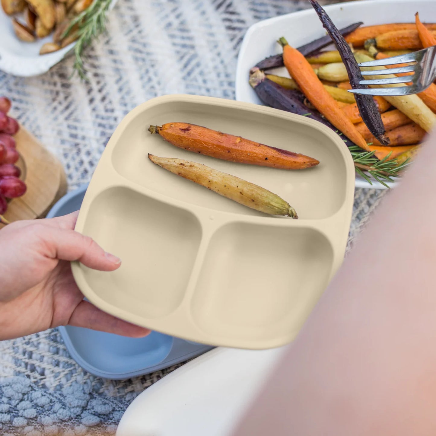 Re-Play - 7'' Divided Plate - Sand