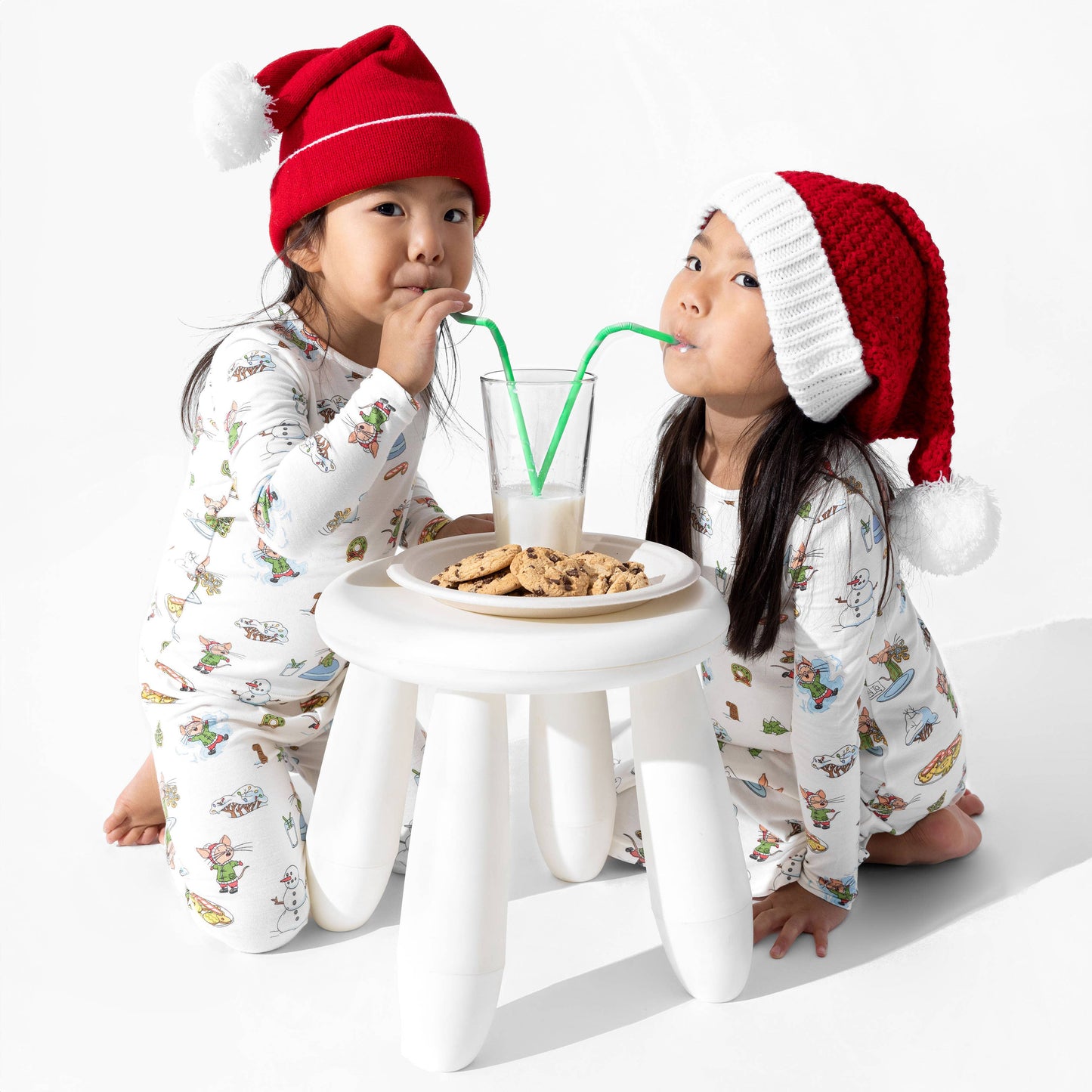 Bellabu Bear - If You Give A Mouse A Cookie Christmas Bamboo Kids Pajamas