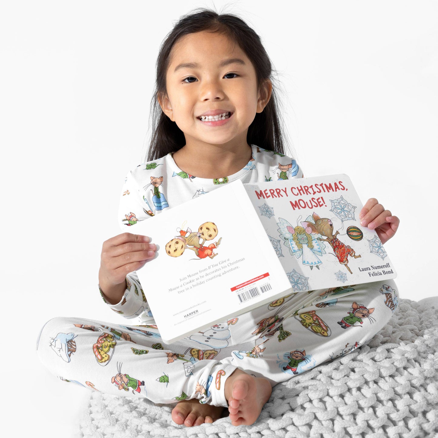Bellabu Bear - If You Give A Mouse A Cookie Christmas Bamboo Kids Pajamas