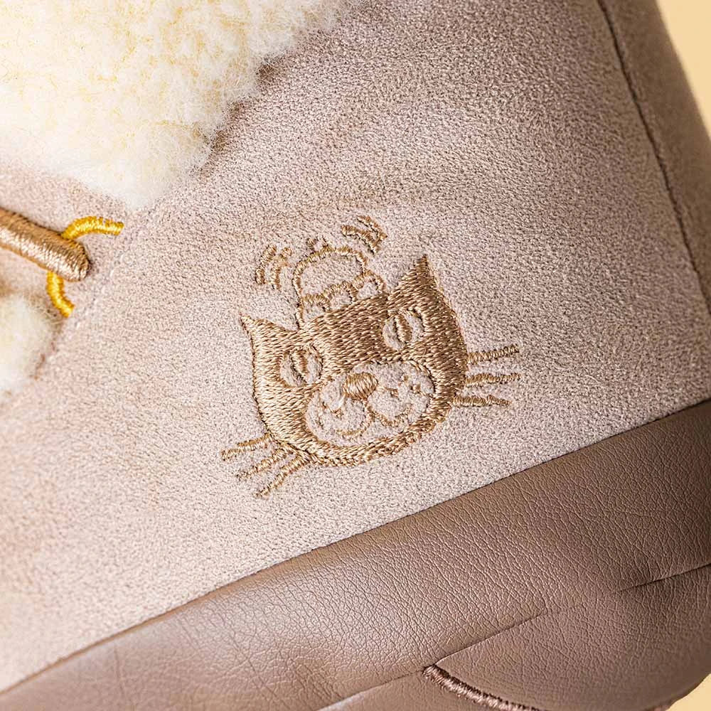 Jellycat -Amuseables Perta Snow Boot (Limit 1)