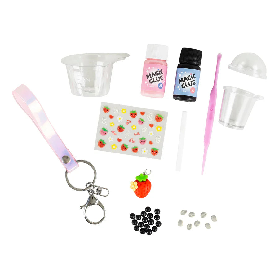 Tiger Tribe - Bag Charm Kit - Strawberry Bubble Tea
