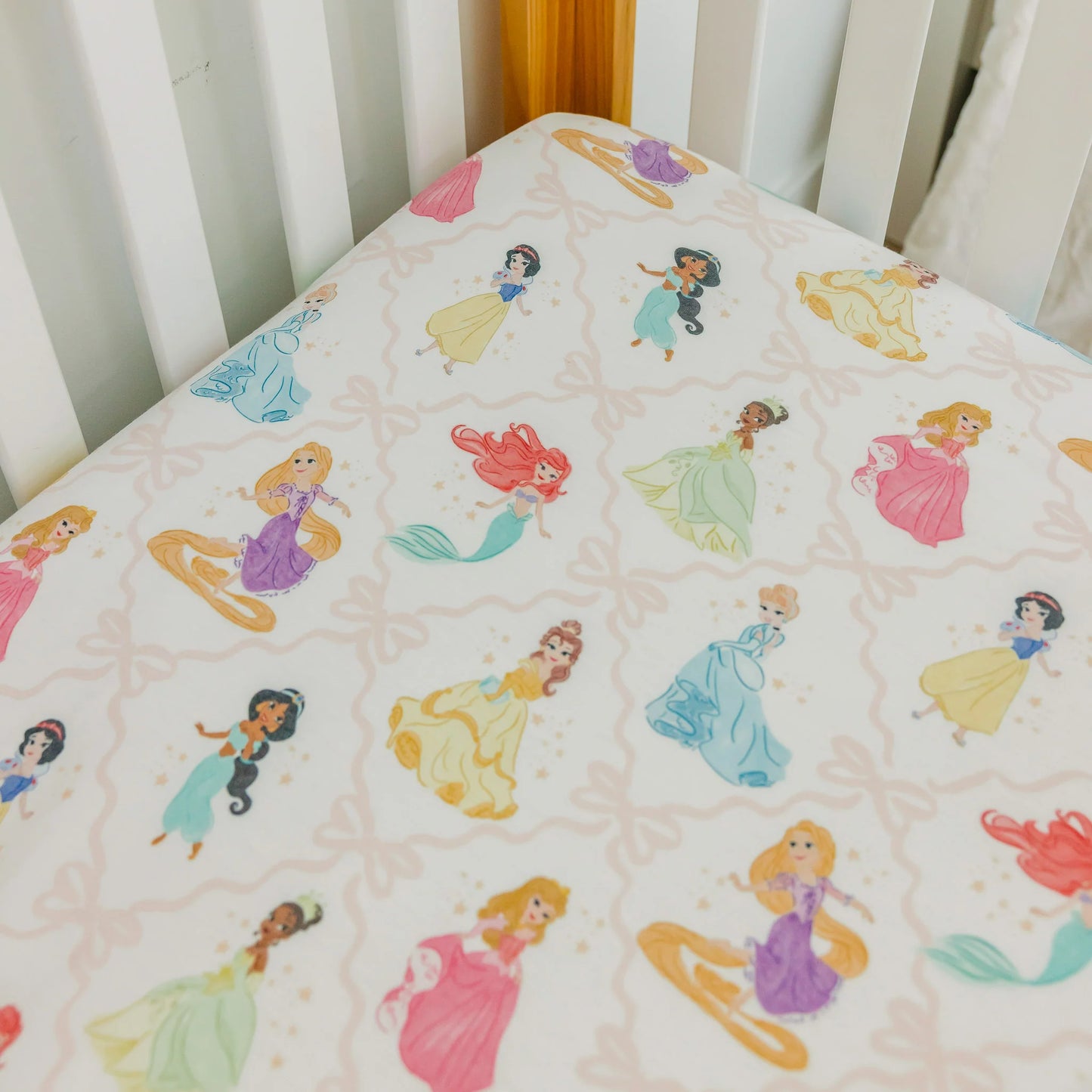 Copper Pearl - Disney Princess Premium Knit Fitted Crib Sheet