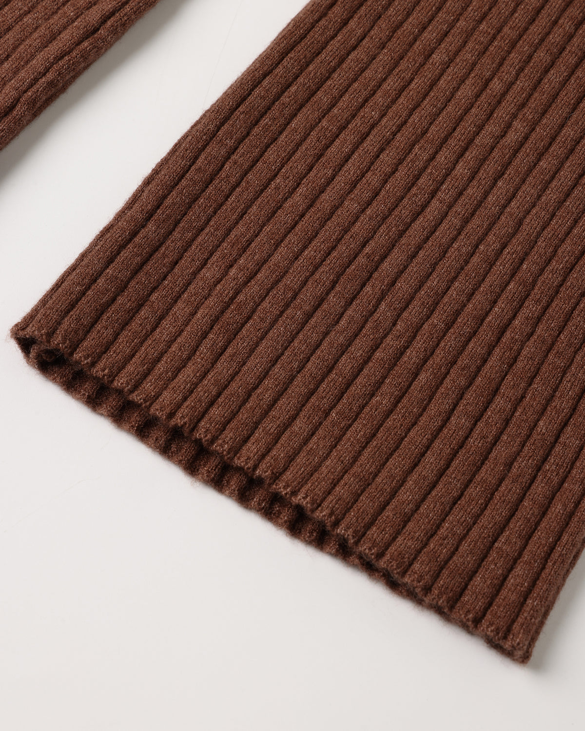 Rylee + Cru - Flare Rib Knit Pant || Mulberry