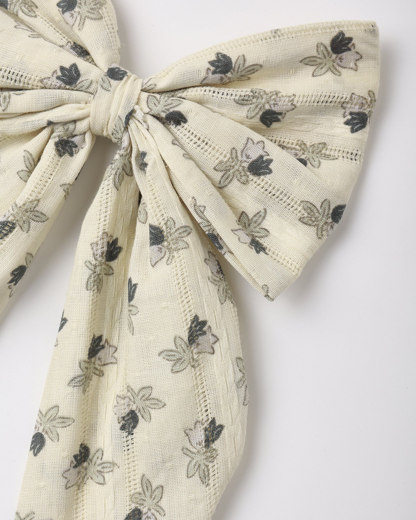 Rylee + Cru - Oversized Bow || Vintage Fleur