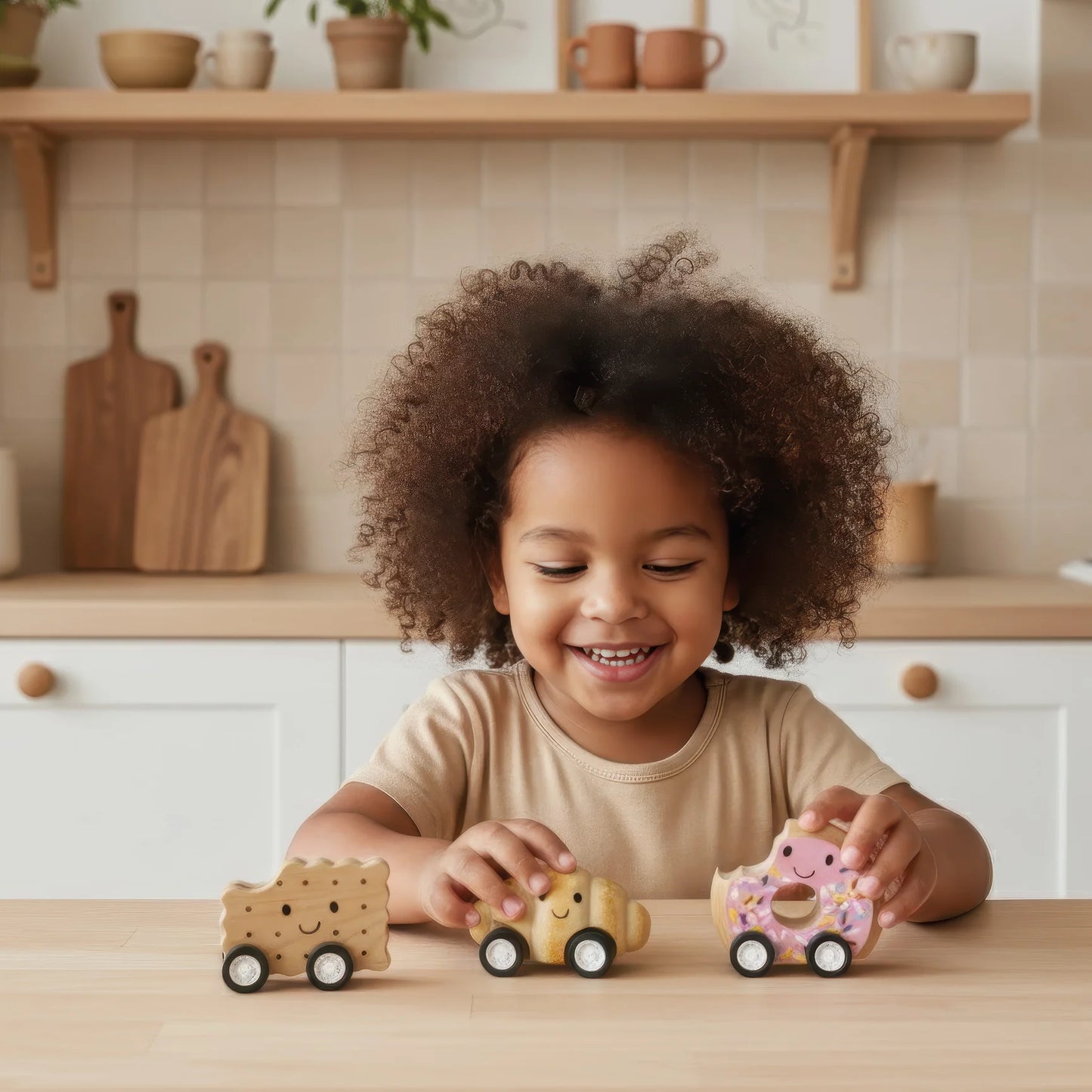 Speedy Monkey - Pull Back toy: Bakery