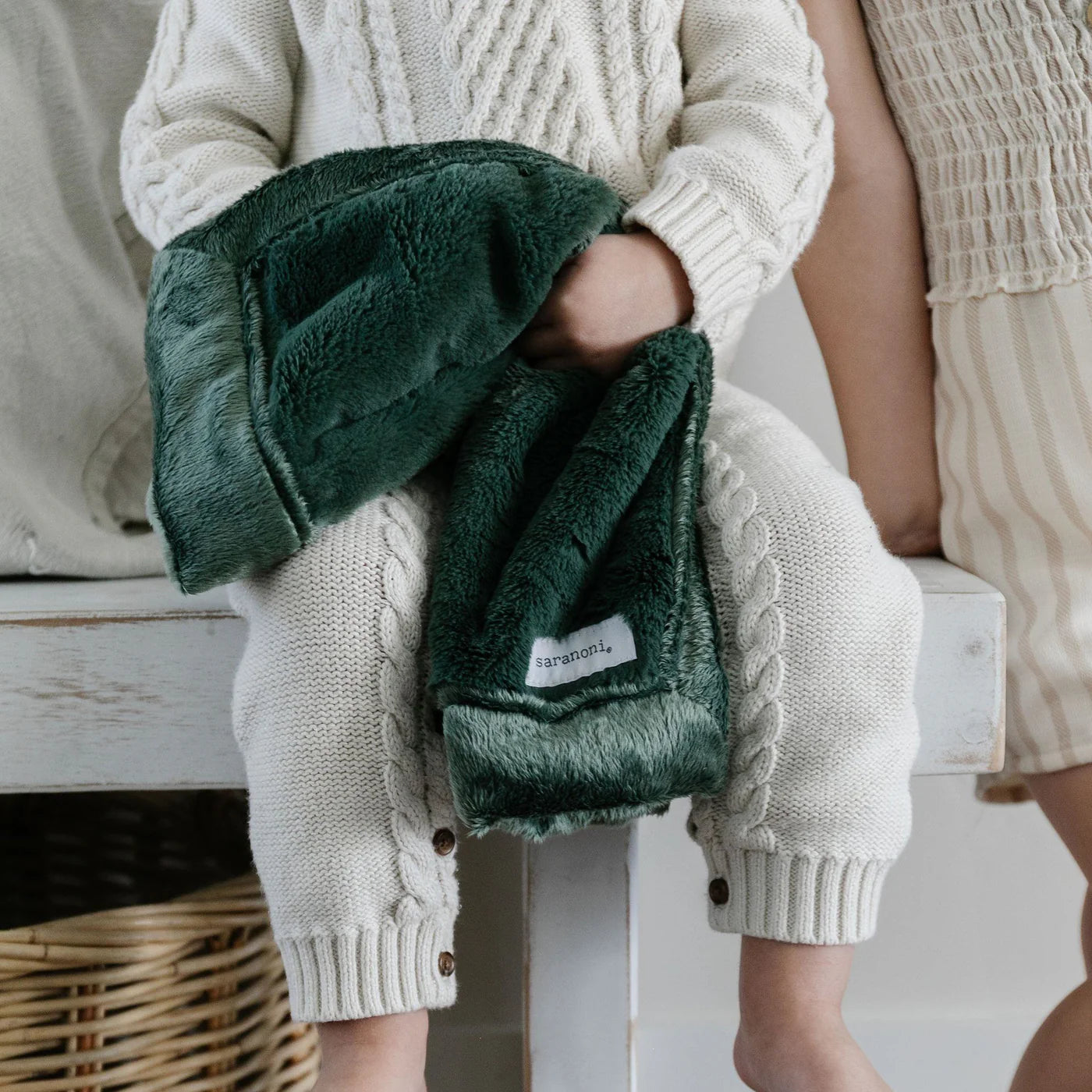 Saranoni - LUSH MINI BLANKETS: Hunter