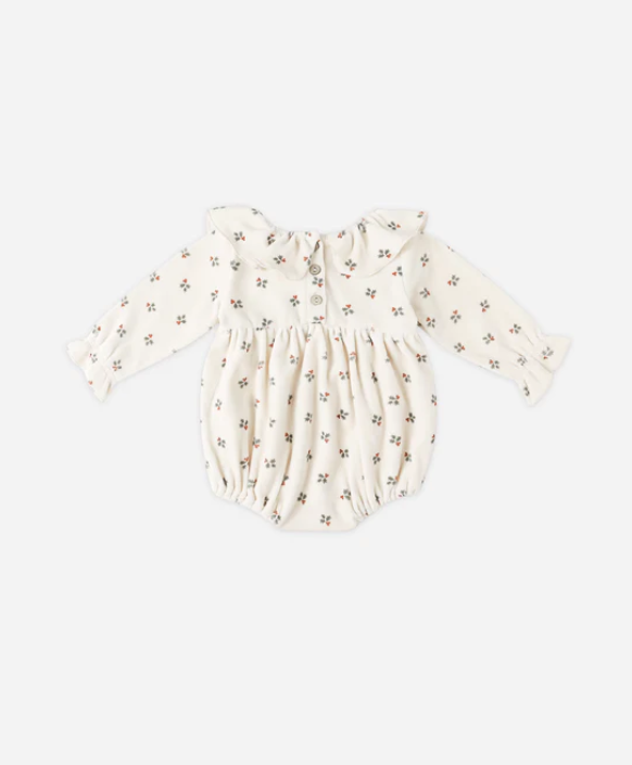 Quincy Mae - Wendy Romper || Holly Berry