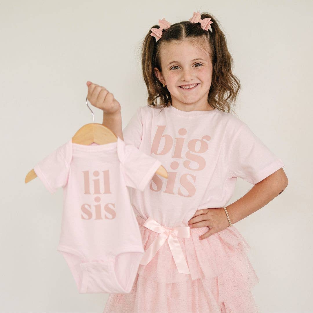 Sweet Wink - Big Sis Short Sleeve T-Shirt