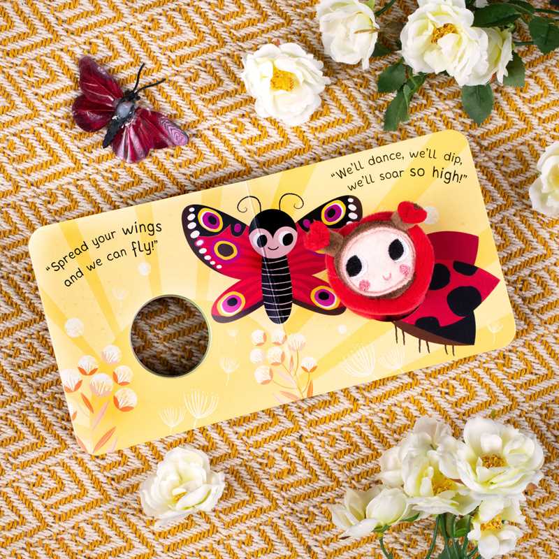 Simon & Schuster - You're My Little Cuddle Bug Finger Puppet Book