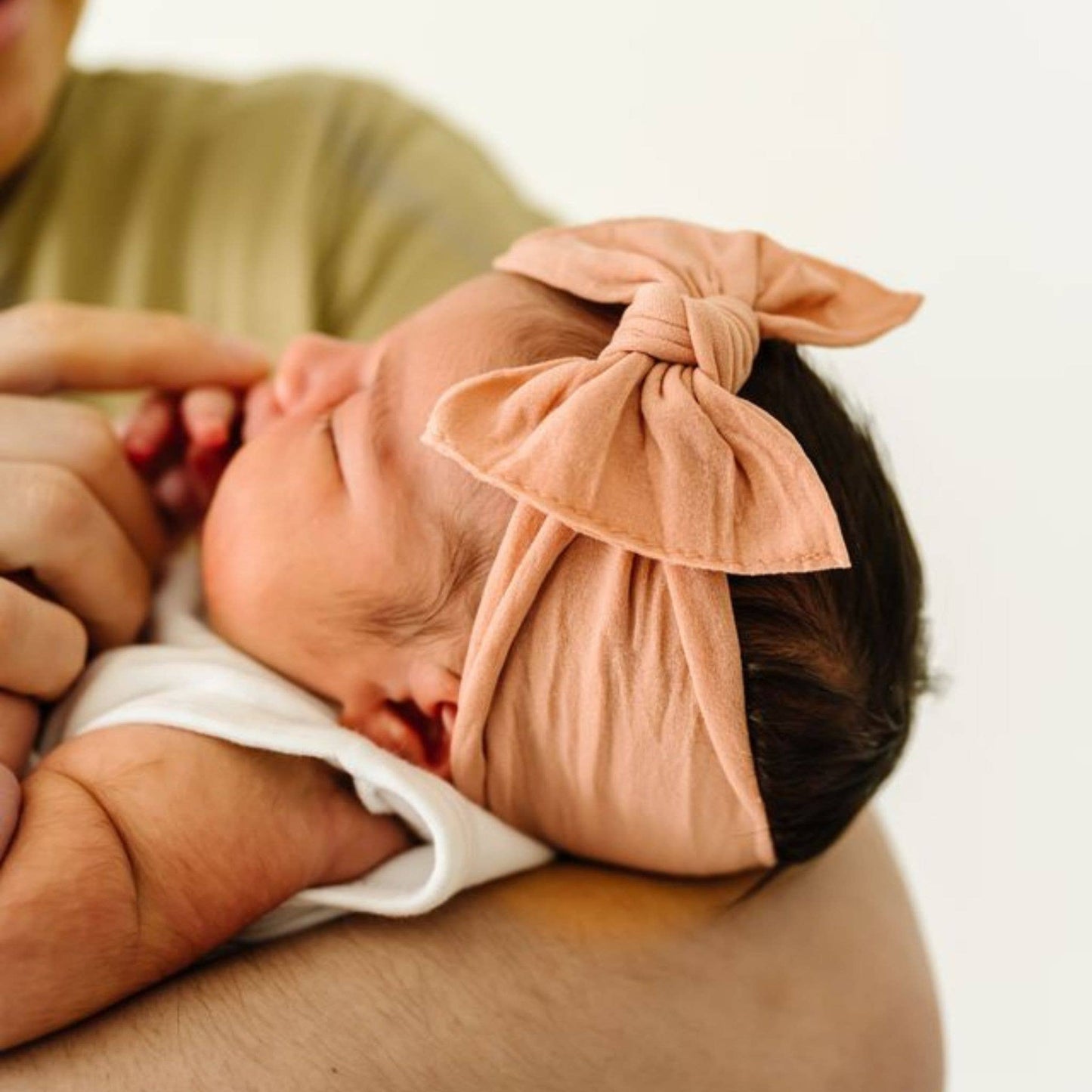 Baby Bling Bows - Baby Bling® The Original Knot soft nylon headband: Seashell