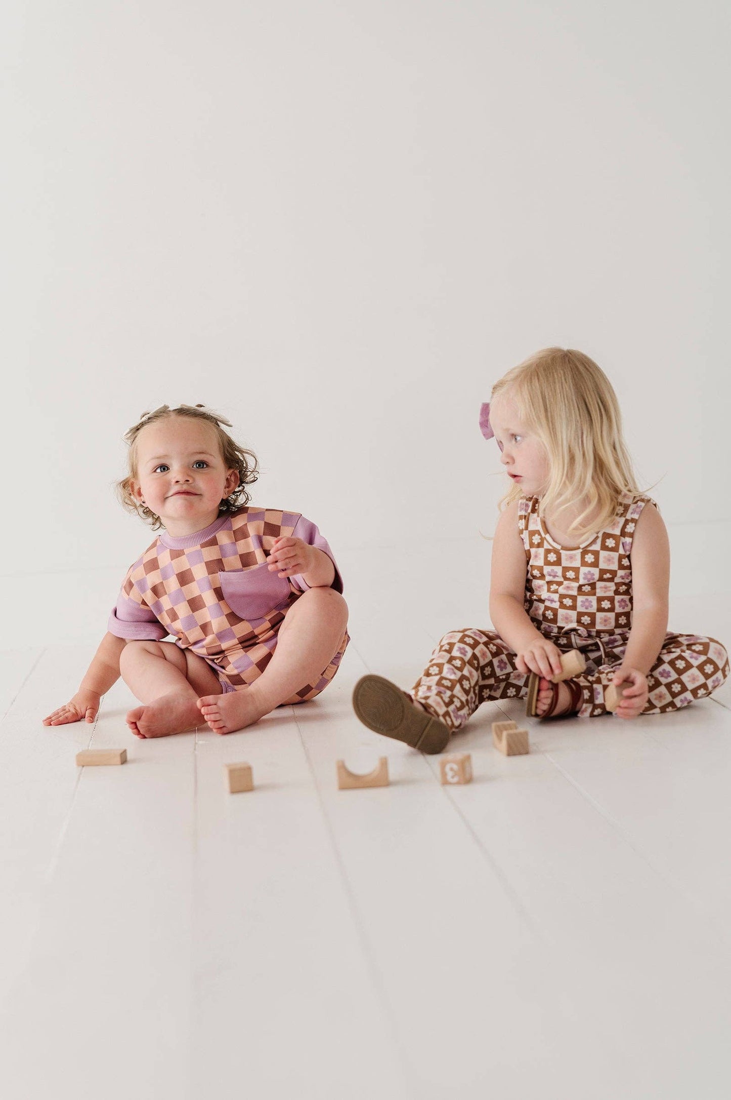 babysprouts clothing company - Checker in Retro Daisy Jumper