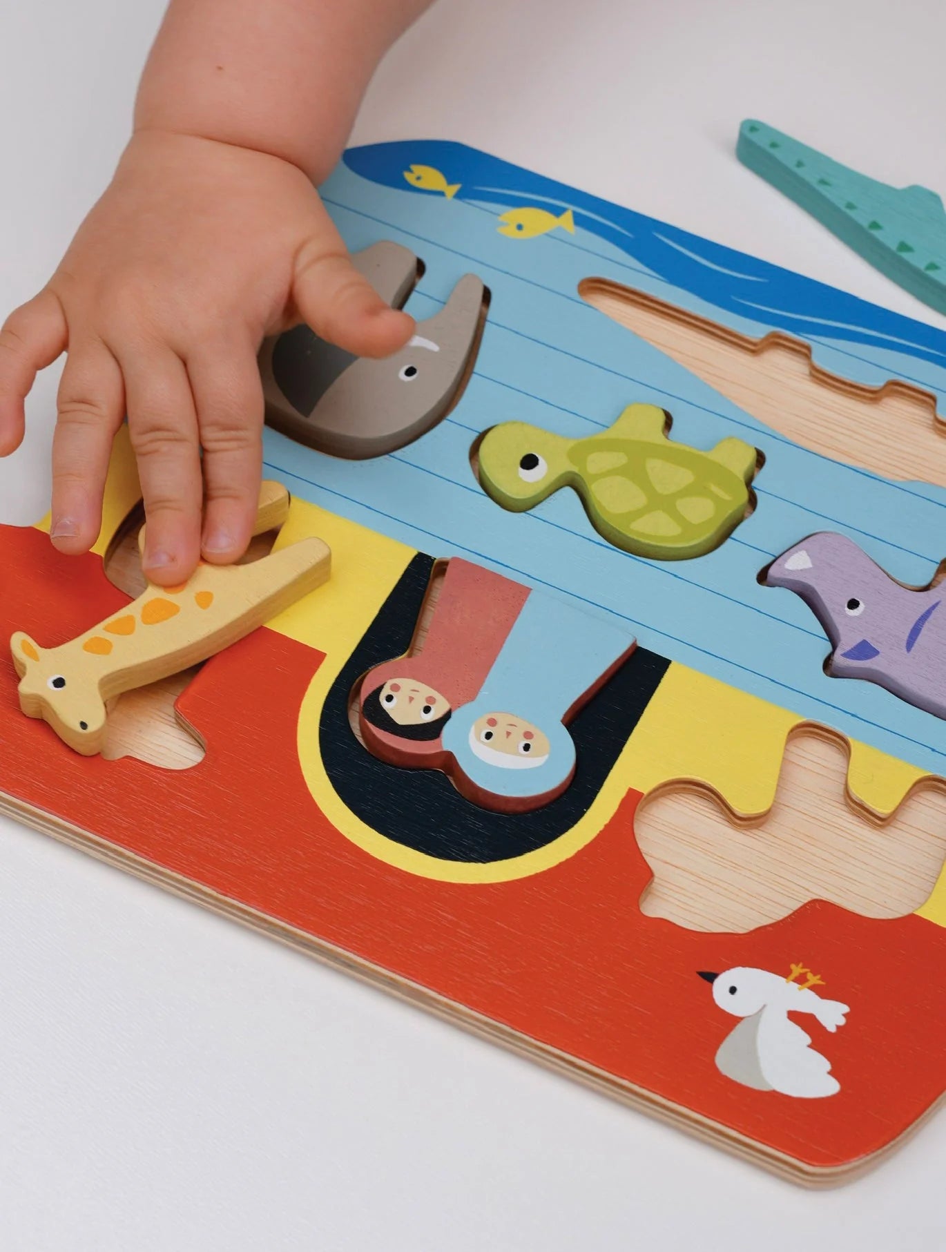 Mentari Toys - Shape Sorting Ark Tray