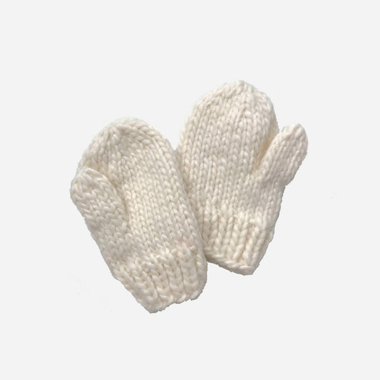 The Blueberry Hill - Classic Mittens, Cream