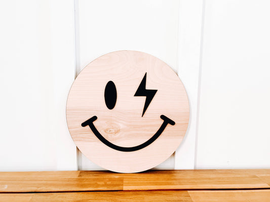 The Sunny Nest Decor - Round Smiley Sign